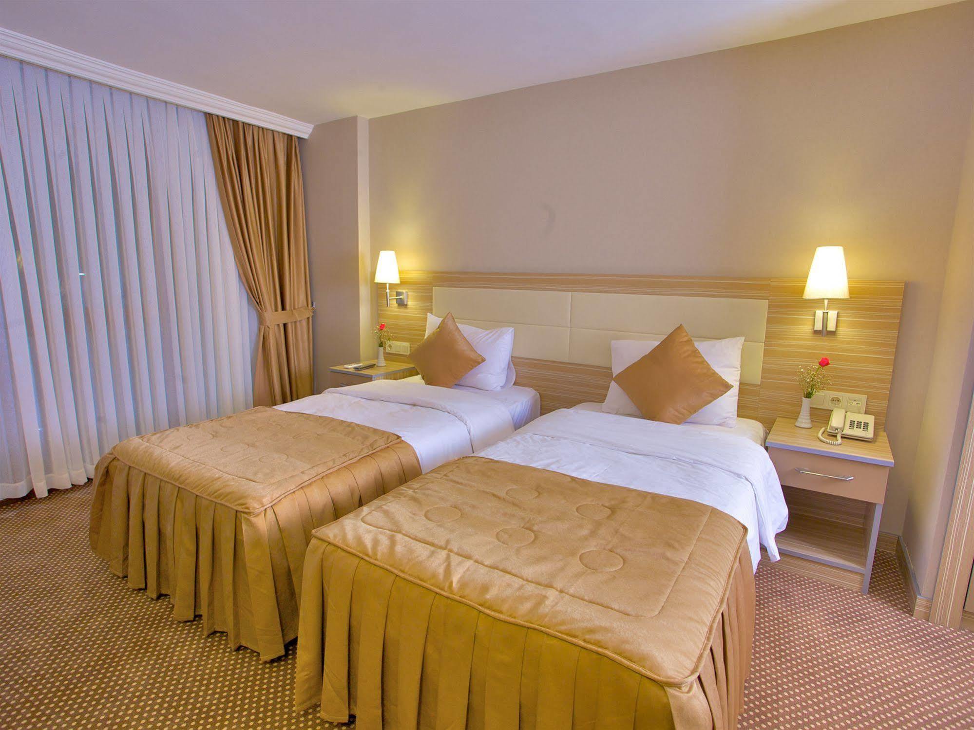 Hotel Grand Emin Istambul Exterior foto