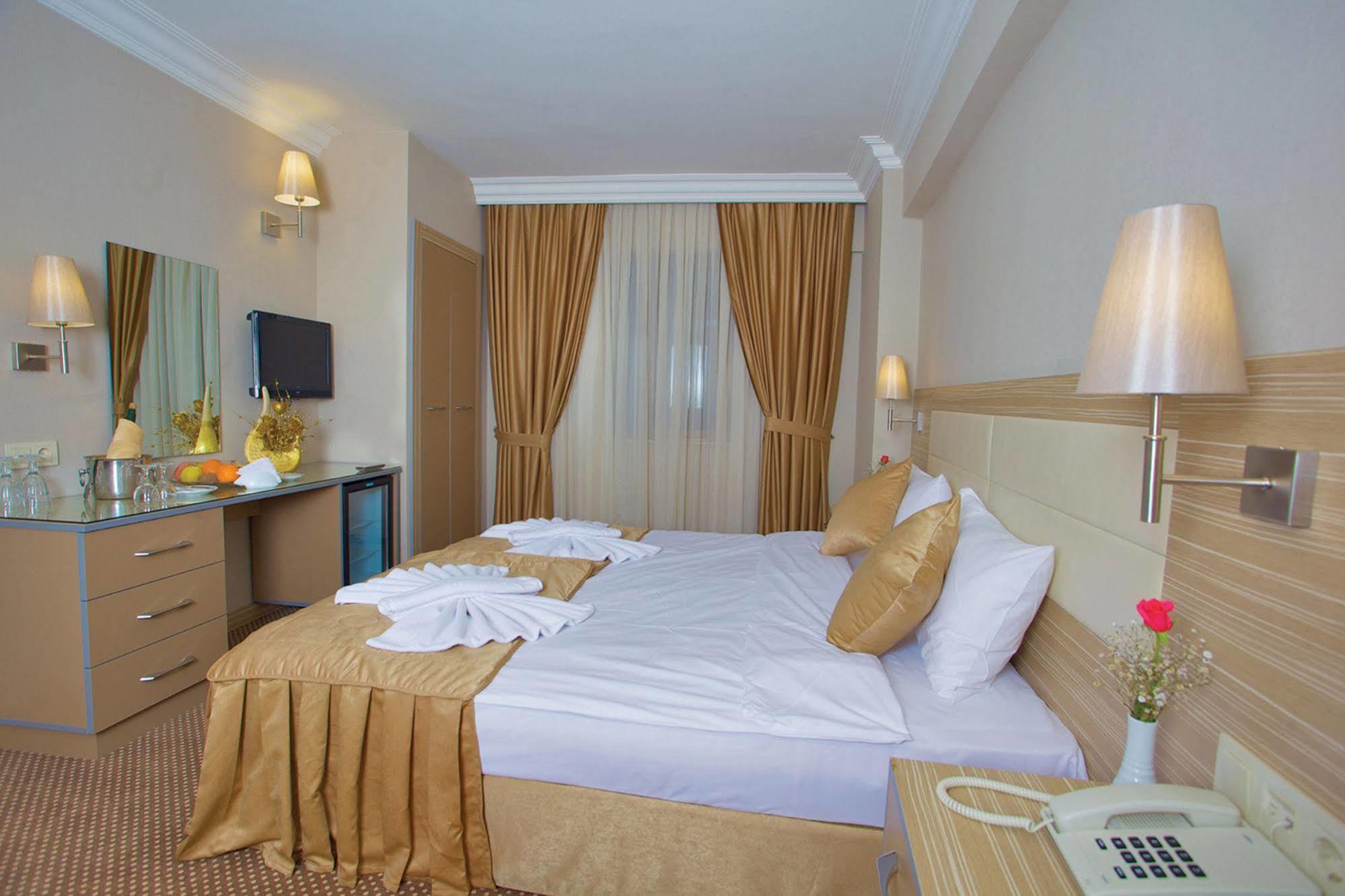 Hotel Grand Emin Istambul Exterior foto